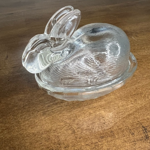 Glass Bunny Dish - Picture 4 of 6